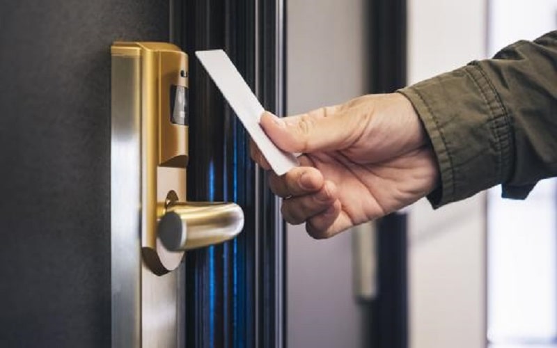 Khóa khách sạn tại BEEHOME GROUP
