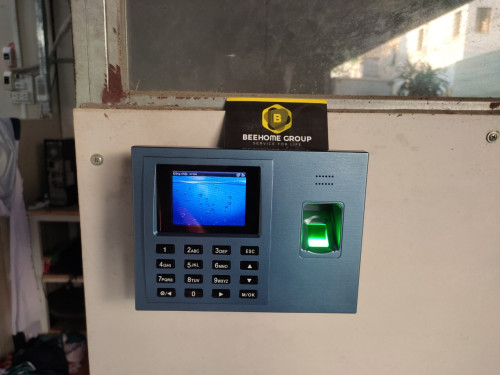MÁY CHẤM CÔNG RONALD JACK 9300 PRO