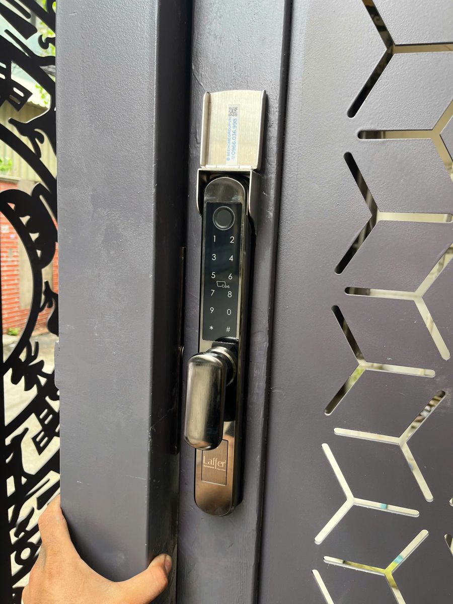 Khóa vân tay cho cửa lùa LAFFER XF19