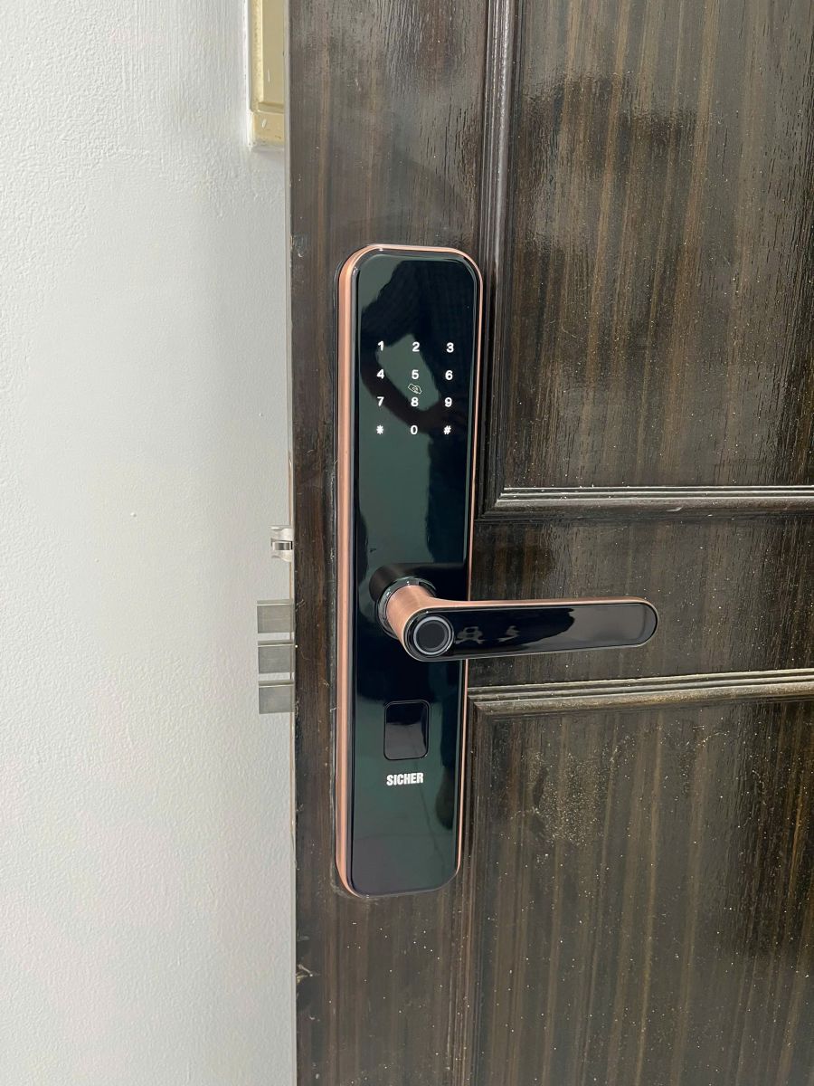 Khóa vân tay cao cấp cho căn hộ chung cư Sicher S38B
